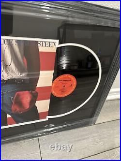 BRUCE SPRINGSTEEN Autographed Signed BORN IN THE USA Vinyl Album Framed FDA exam