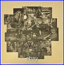 Billy Strings Signed Renewal Vinyl Album Insert Beckett BJ034456