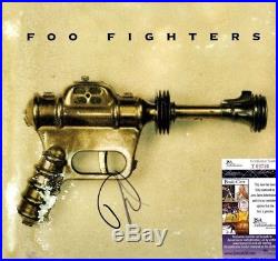 Dave Grohl Signed Foo Fighters Debut Album with JSA COA #T09750 Nirvana Gun Vinyl