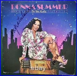 Donna Summers Signed Autographed 1979 Greatest Hits 2 LP Vinyl Record Album