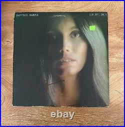 EMMYLOU HARRIS signed vinyl album LUXERY LINER 1