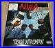 Ice-Cube-Signed-Straight-Outta-Compton-Album-Nwa-Vinyl-Rapper-Dr-Dre-Bas-01-ugq