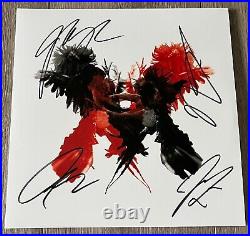 KINGS OF LEON X4 SIGNED AUTOGRAPH ONLY BY THE NIGHT VINYL ALBUM withEXACT PROOF