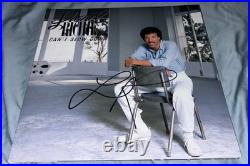 Lionel Richie Signed Vinyl Album Can't Slow Down with proof