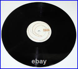 Nelly Furtado signed WHOA NELLY! Vinyl Album EXACT PROOF Auto JSA COA Rare