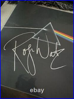 Roger Waters Signed Pink Floyd Dark Side Of The Moon Vinyl Album Auto Lp Psa/dna