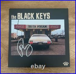 THE BLACK KEYS signed vinyl album DELTA KREAM PATRICK CARNEY 2