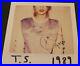 Taylor-Swift-1989-Signed-New-Vinyl-Album-withJSA-COA-Z45320-Letter-of-Authenticity-01-nc